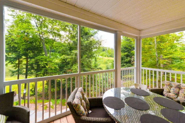 integrated-screen-railings-trenkle-construction-14